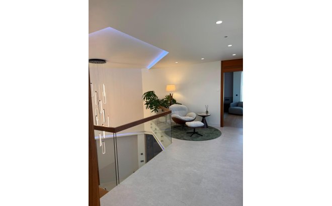 Resale - Villa -
Ciudad Quesada - Centro De La Ciudad Quesada