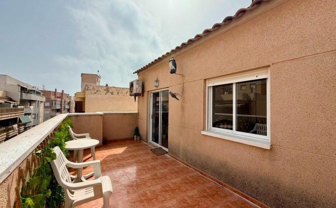 Herverkoop - Penthouse -
Torrevieja - Playa del Cura