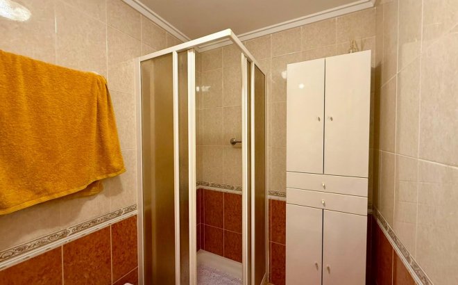 Herverkoop - Penthouse -
Torrevieja - Playa del Cura