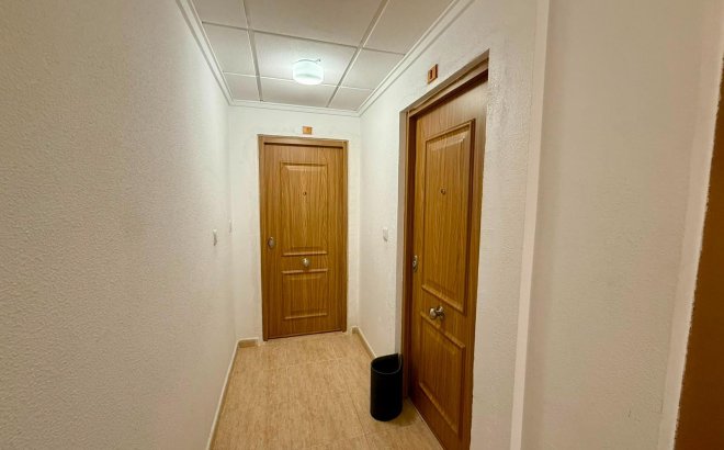 Herverkoop - Penthouse -
Torrevieja - Playa del Cura
