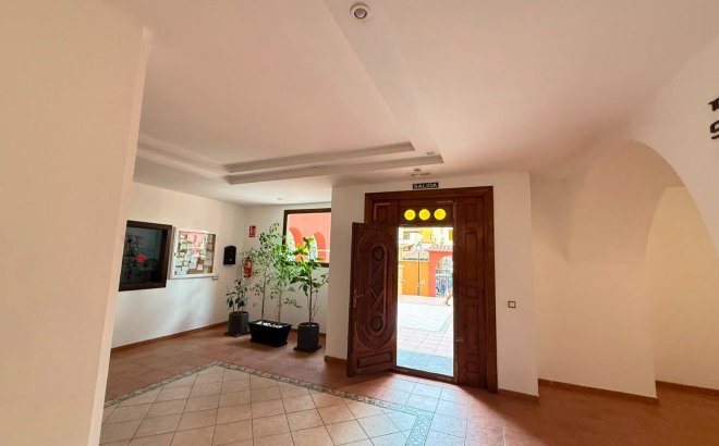 Herverkoop - Appartement -
Torrevieja - Playa de los Locos