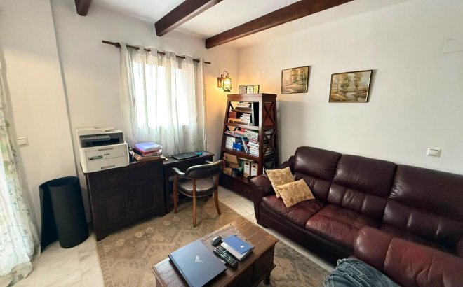 Herverkoop - Appartement -
Torrevieja - Playa de los Locos