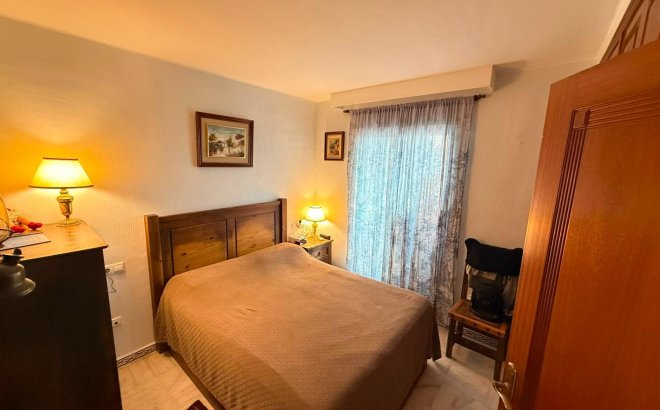 Herverkoop - Appartement -
Torrevieja - Playa de los Locos