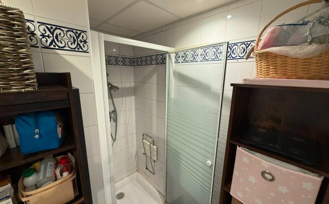 Herverkoop - Appartement -
Torrevieja - Playa de los Locos