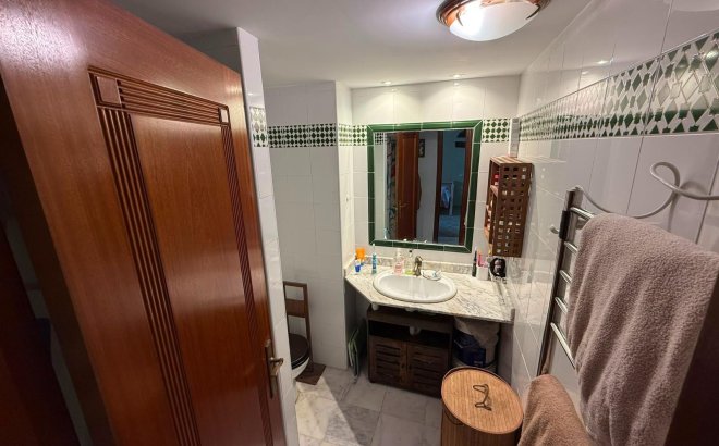 Herverkoop - Appartement -
Torrevieja - Playa de los Locos