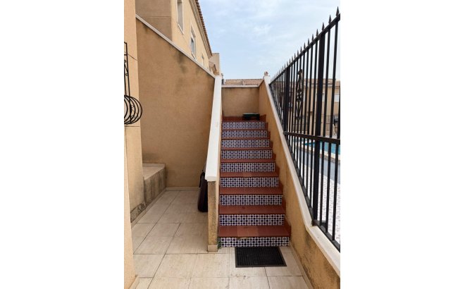 Herverkoop - Appartement -
Torrevieja - Centro
