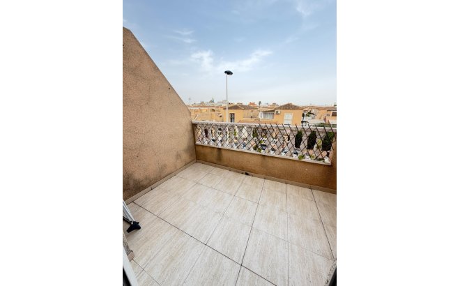 Herverkoop - Appartement -
Torrevieja - Centro