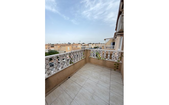 Herverkoop - Appartement -
Torrevieja - Centro