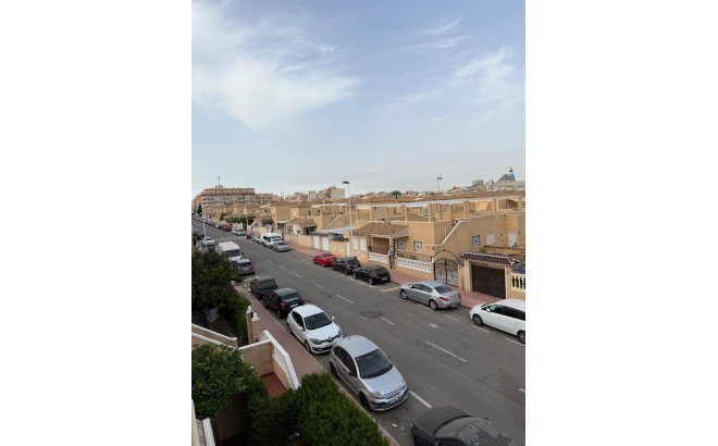 Herverkoop - Appartement -
Torrevieja - Centro