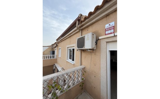 Herverkoop - Appartement -
Torrevieja - Centro