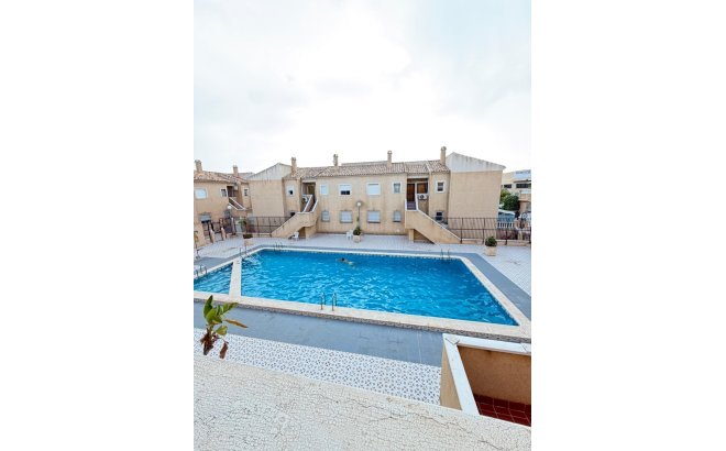 Herverkoop - Appartement -
Torrevieja - Centro