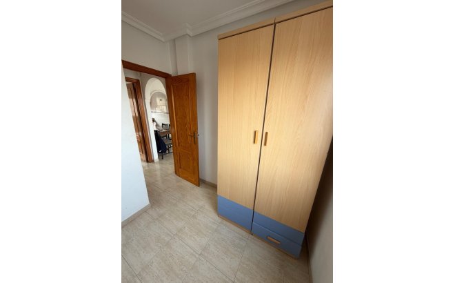 Herverkoop - Appartement -
Torrevieja - Centro