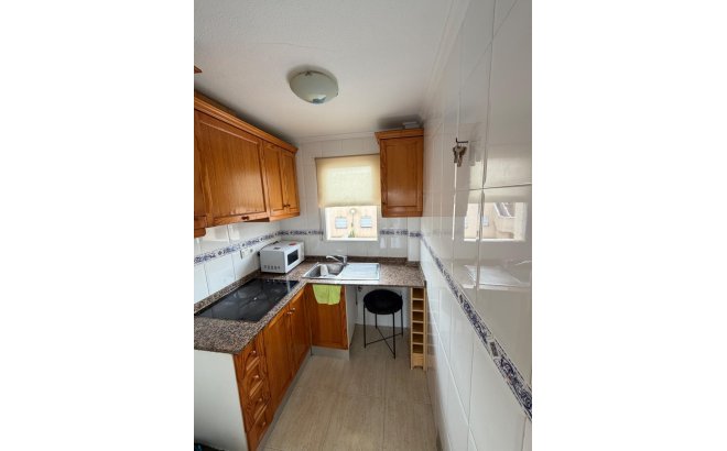 Herverkoop - Appartement -
Torrevieja - Centro