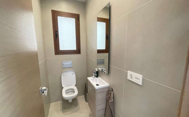 Herverkoop - Villa -
Benijofar - Costa Blanca