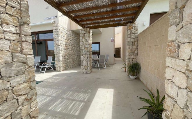 Herverkoop - Villa -
Benijofar - Costa Blanca
