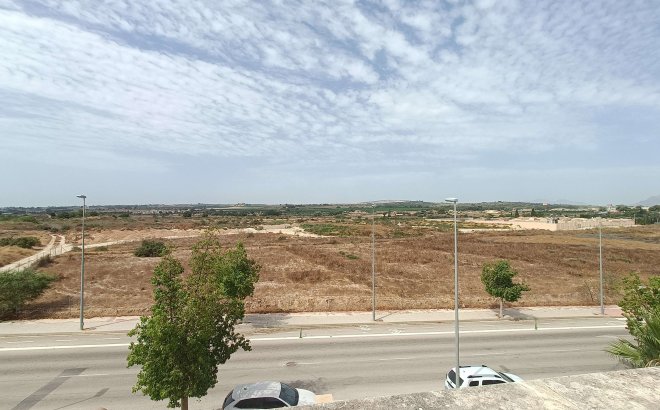 Herverkoop - Villa -
Benijofar - Costa Blanca