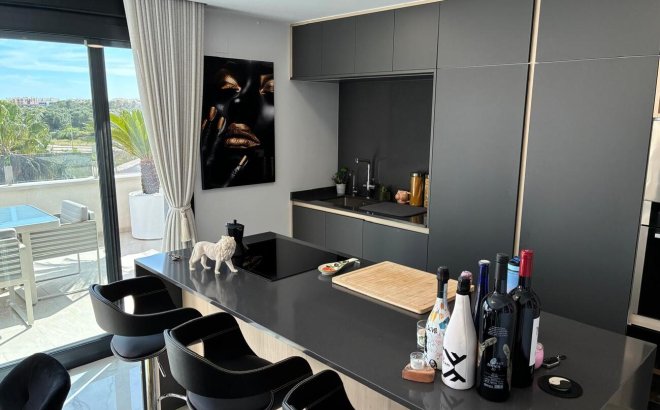 Herverkoop - Penthouse -
Los Almendros (Orihuela-Costa) - Costa Blanca