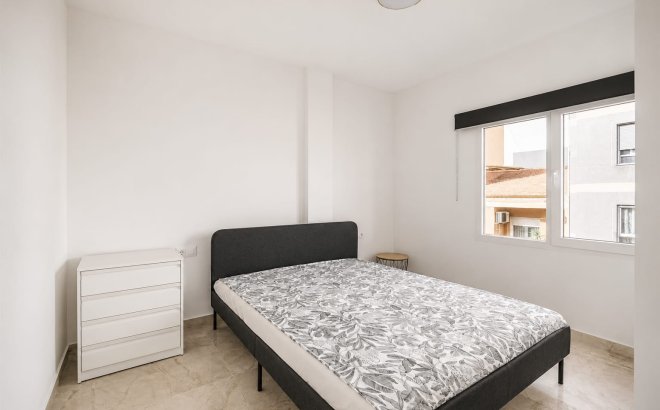 Herverkoop - Appartement -
Torrevieja - Costa Blanca