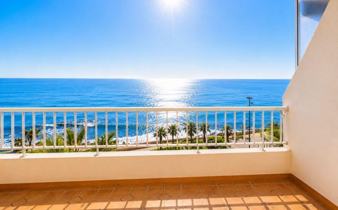 Herverkoop - Appartement -
Torrevieja - Playa del Cura