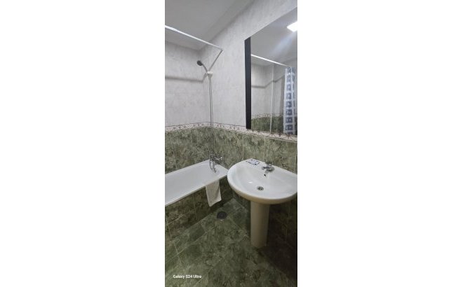 Herverkoop - Appartement -
Torrevieja - PARQUE DE LAS NACIONES