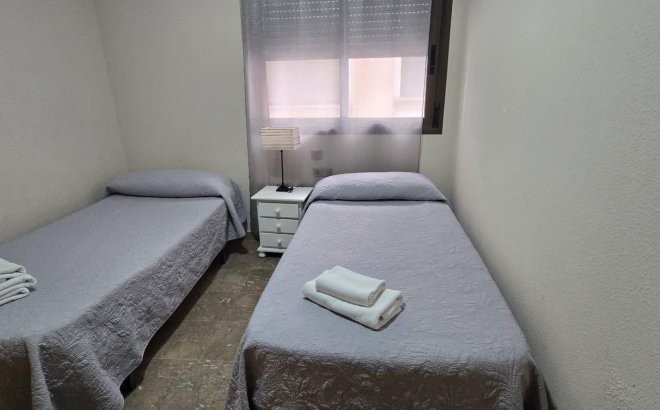 Herverkoop - Appartement -
Torrevieja - PARQUE DE LAS NACIONES