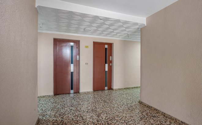 Resale - Apartment -
Torrevieja - Costa Blanca