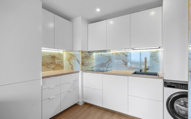 Resale - Apartment -
Torrevieja - Costa Blanca
