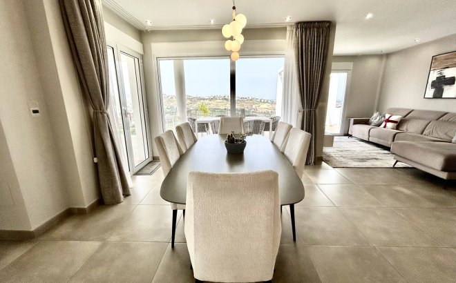 Resale - Villa -
Ciudad Quesada - Costa Blanca