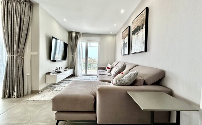 Resale - Villa -
Ciudad Quesada - Costa Blanca