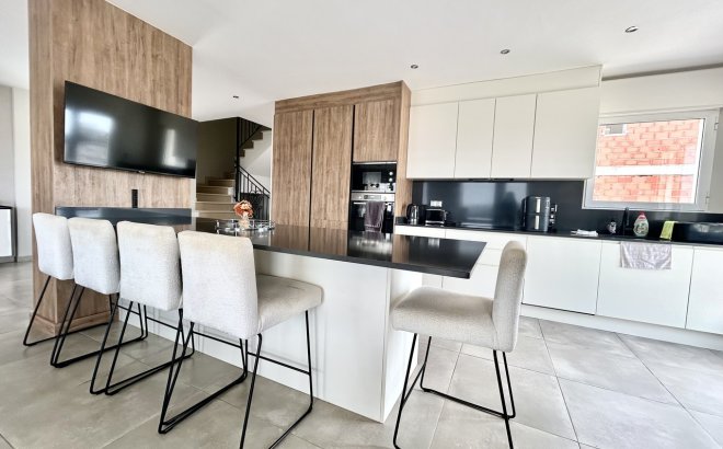 Resale - Villa -
Ciudad Quesada - Costa Blanca
