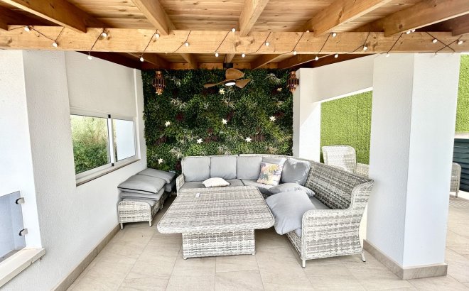 Resale - Villa -
Ciudad Quesada - Costa Blanca
