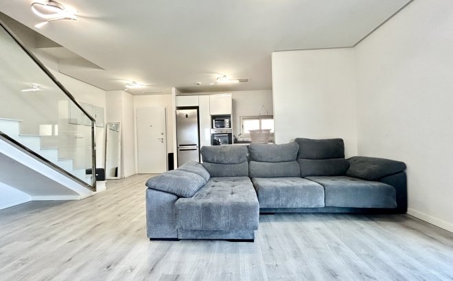Resale - Penthouse -
Los Dolses - Inland