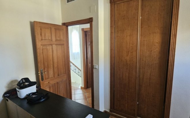Resale - Villa -
Lo Crispin - Inland