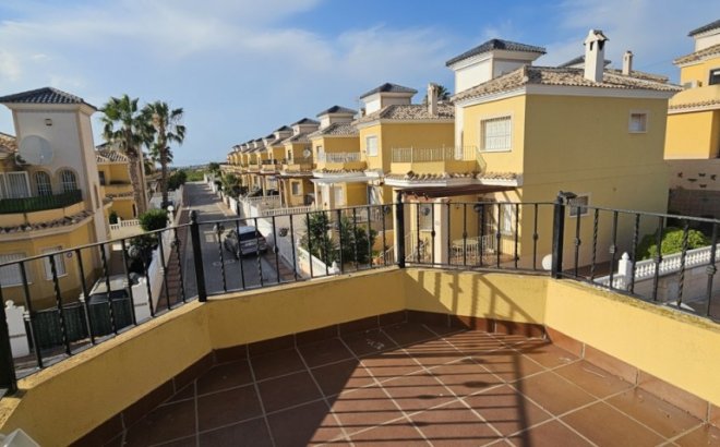Resale - Villa -
Lo Crispin - Inland