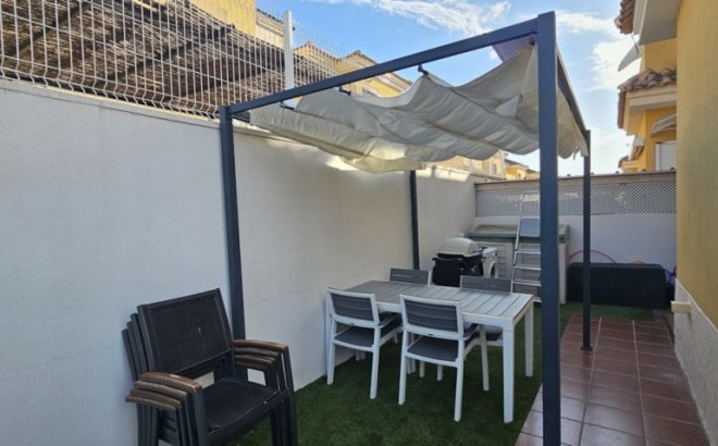 Resale - Villa -
Lo Crispin - Inland