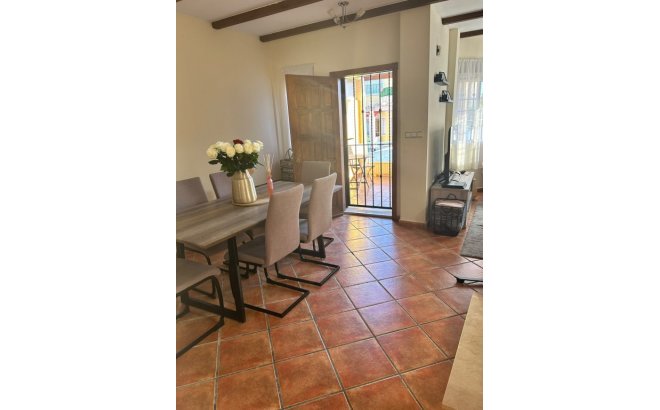 Resale - Villa -
Lo Crispin - Inland