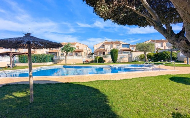 Resale - Villa -
Lo Crispin - Inland