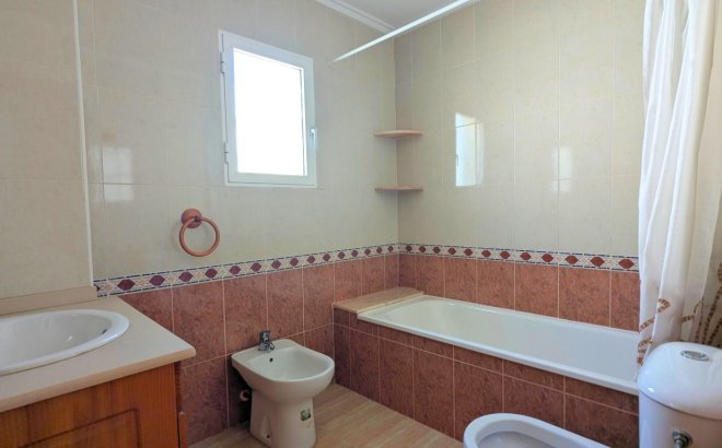 Resale - Villa -
Lo Crispin - Inland