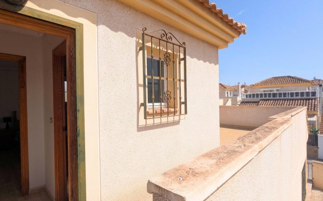 Resale - Villa -
Lo Crispin - Inland