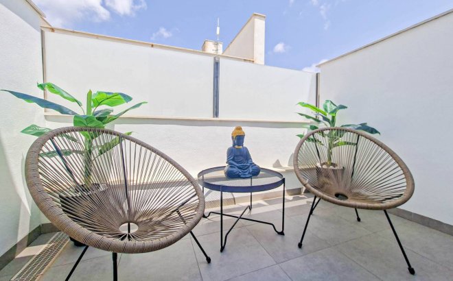 Revente - Villa -
Villamartin - Costa Blanca