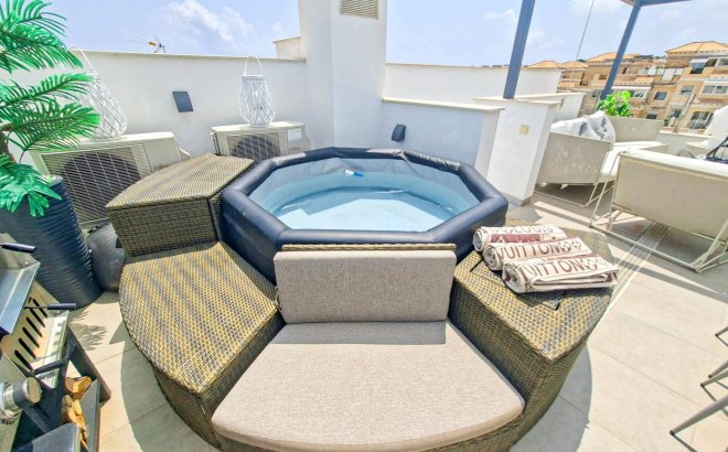 Revente - Villa -
Villamartin - Costa Blanca