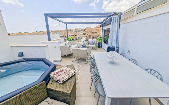 Revente - Villa -
Villamartin - Costa Blanca