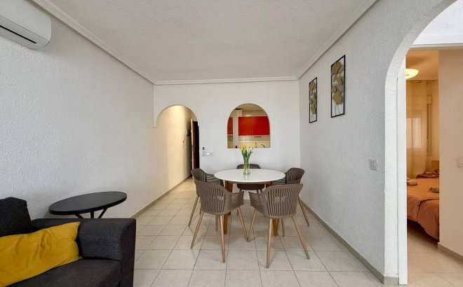Resale - Apartment -
Torrevieja - Acequion