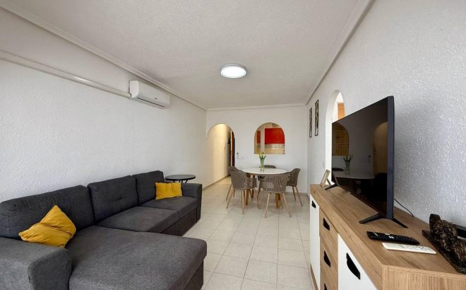 Resale - Apartment -
Torrevieja - Acequion