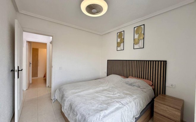 Resale - Apartment -
Torrevieja - Acequion