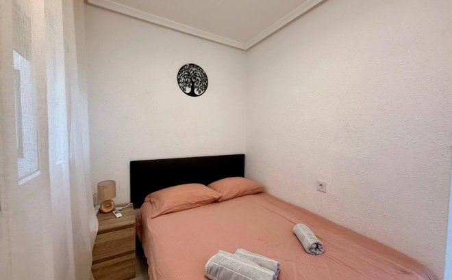 Resale - Apartment -
Torrevieja - Acequion