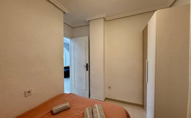 Resale - Apartment -
Torrevieja - Acequion