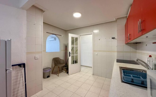 Resale - Apartment -
Torrevieja - Acequion