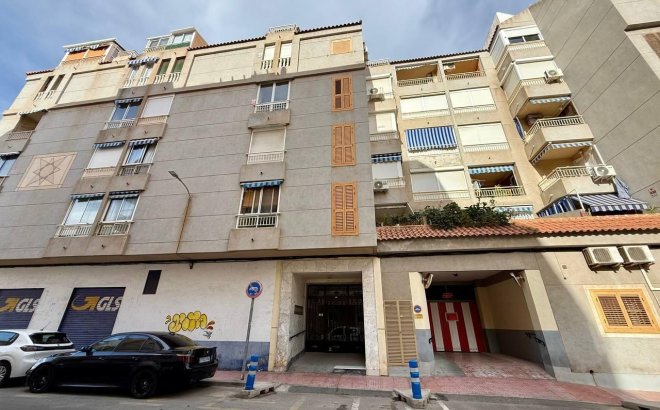 Resale - Apartment -
Torrevieja - Acequion