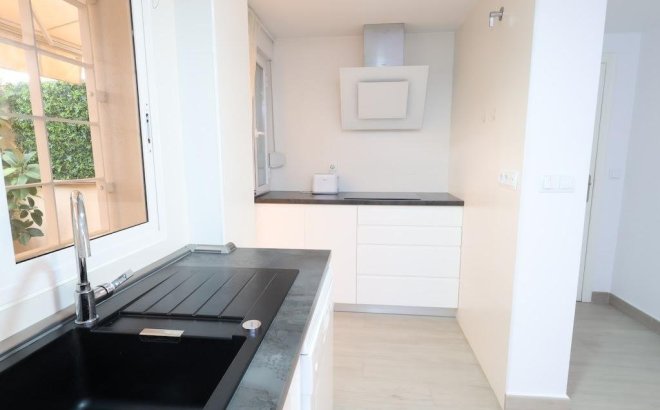 Resale - Apartment -
Orihuela Costa - Costa Blanca